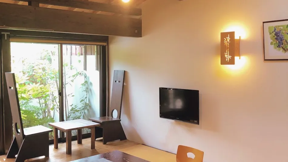 Shimoda Onsen Yunosato Crayon