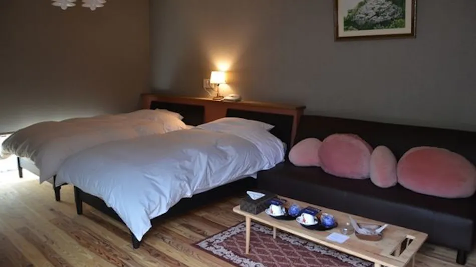 Shimoda Onsen Yunosato Crayon