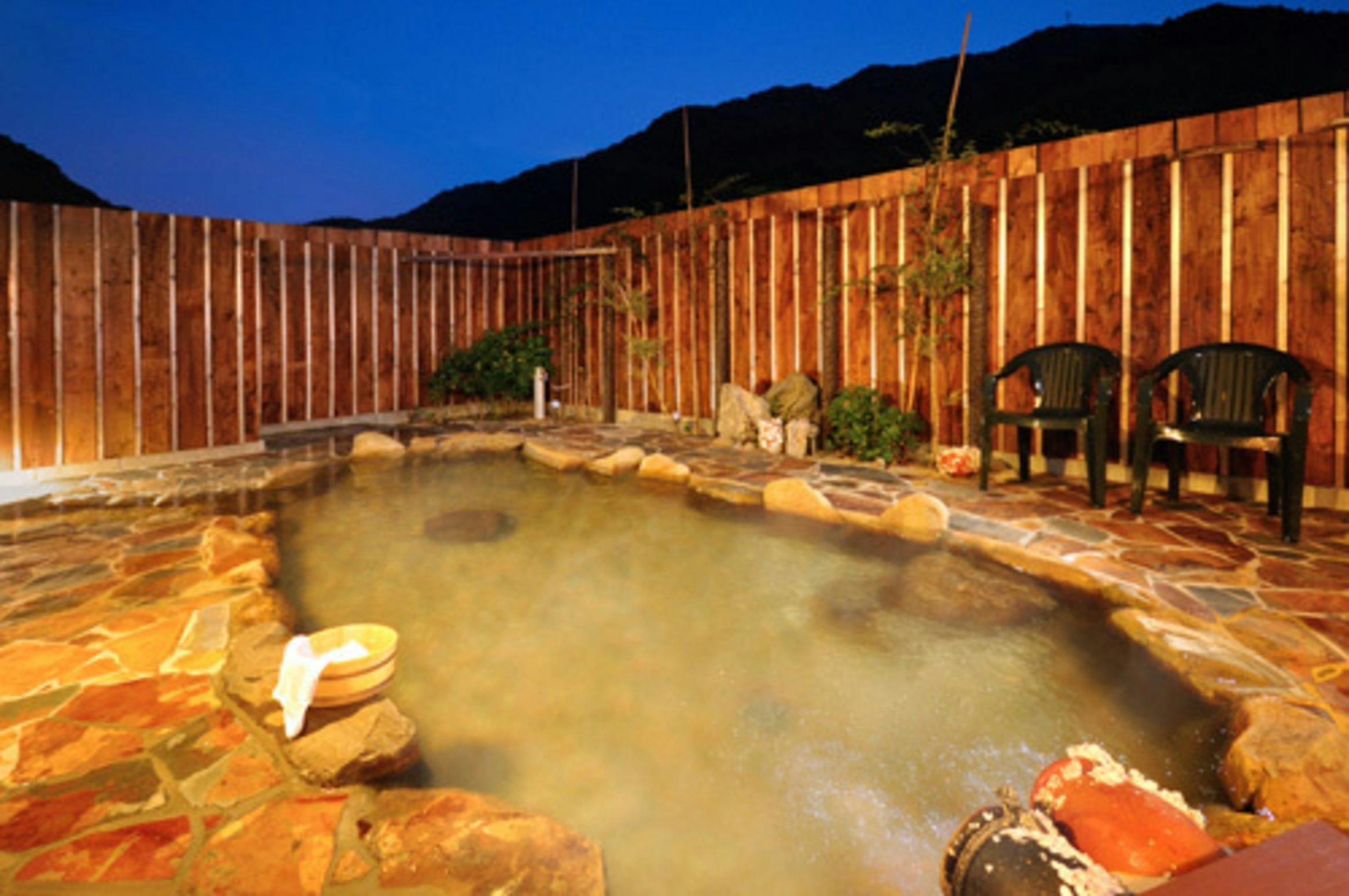 Shimoda Onsen Yunosato Crayon