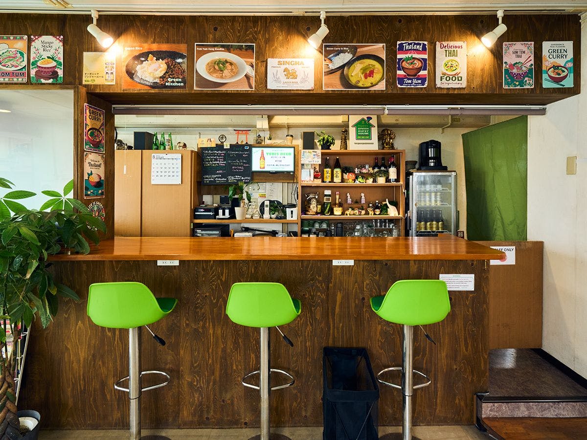 ร้านอาหารและบาร์ (พื้นที่ส่วนกลาง)