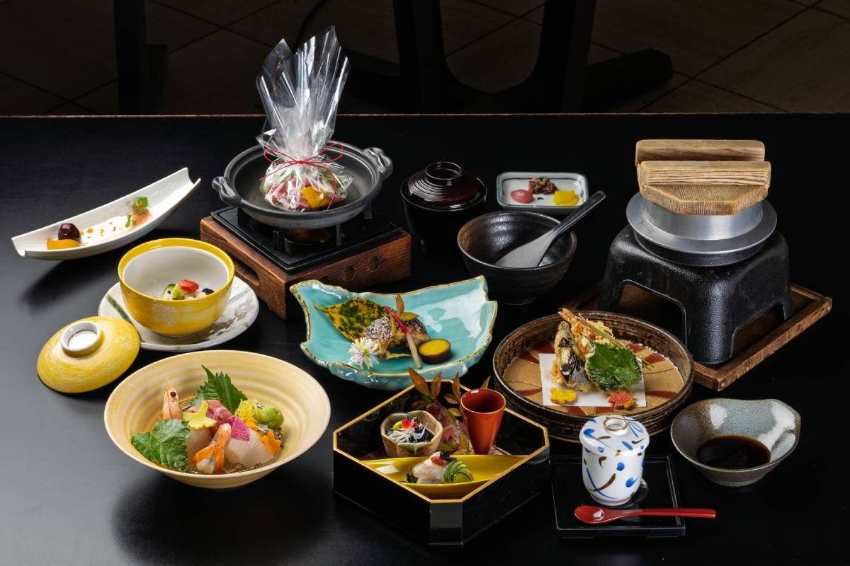 Hotel de Marronnier Utsumi Onsen