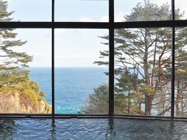 วิวจากห้องอาบน้ำสาธารณะ