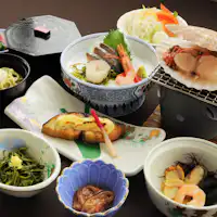 【ตัวอย่างอาหารเย็นฤดูใบไม้ผลิและฤดูร้อน: คุโรซากิ】