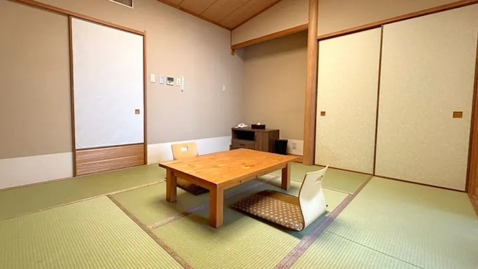 Winter Cherry Blossom Inn Kamiizumi