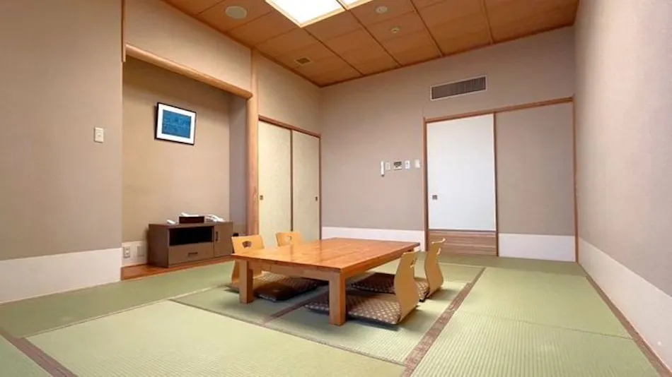 Winter Cherry Blossom Inn Kamiizumi