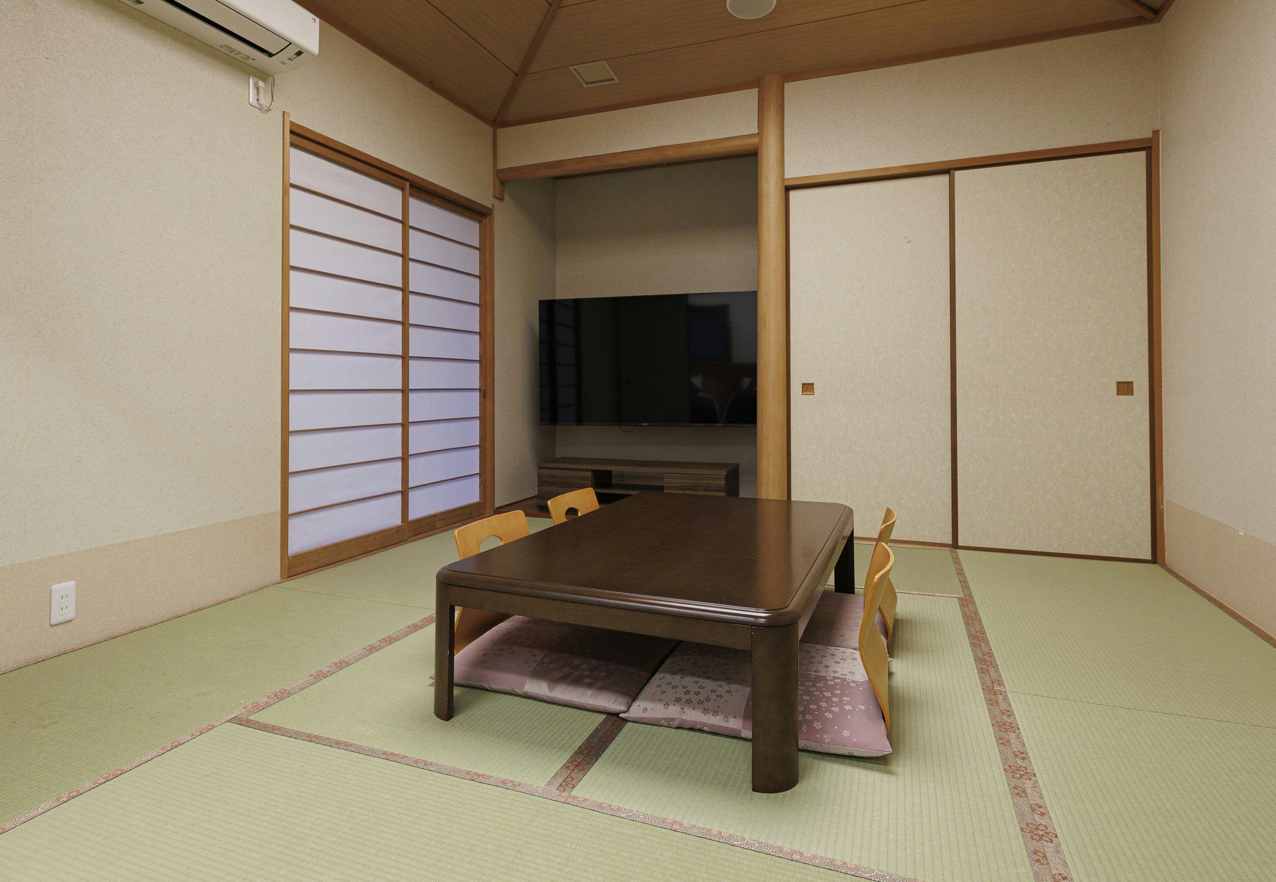 Winter Cherry Blossom Inn Kamiizumi