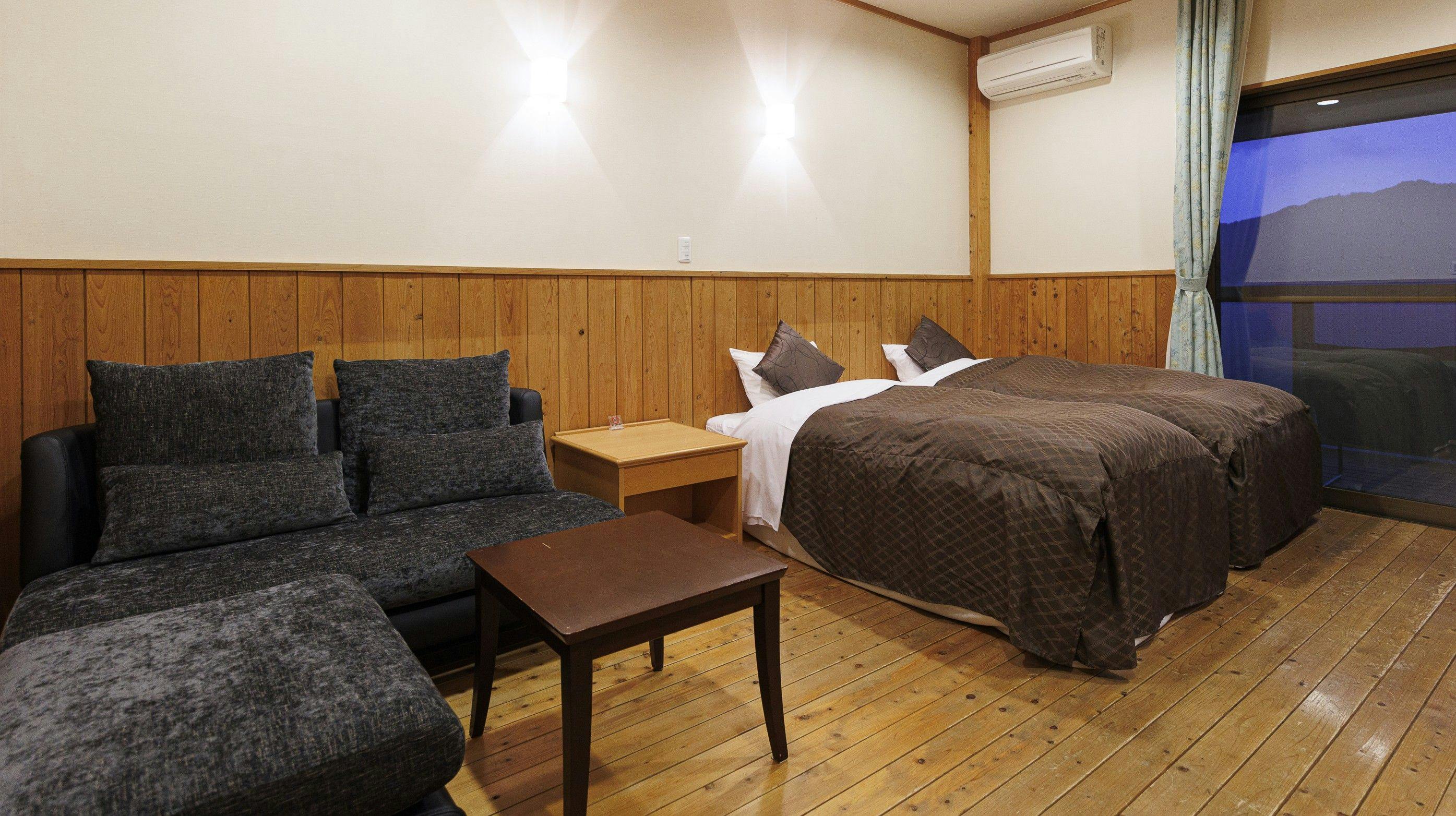 Winter Cherry Blossom Inn Kamiizumi