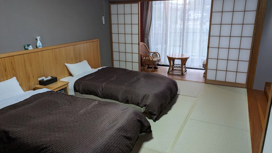 Araki Tourist Hotel