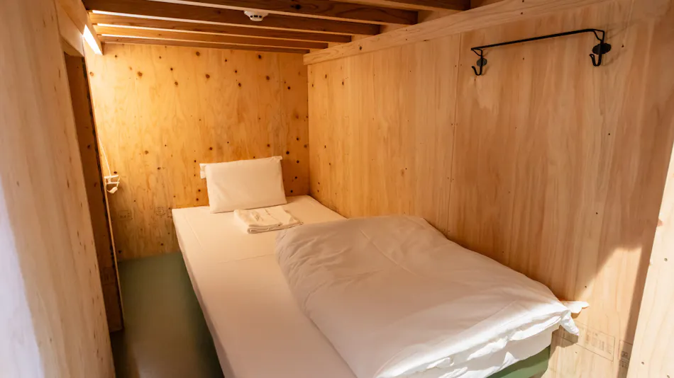 MEZAME HOSTEL