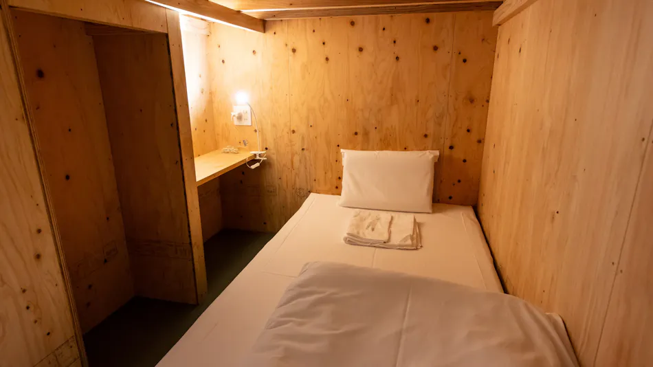 MEZAME HOSTEL