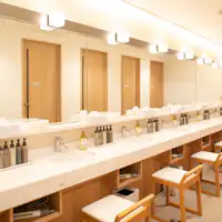 ห้องล้างหน้า ชั้น 1