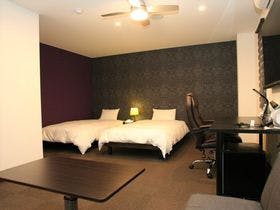 ロイヤルガーデンホテル