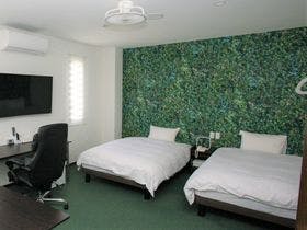 ロイヤルガーデンホテル