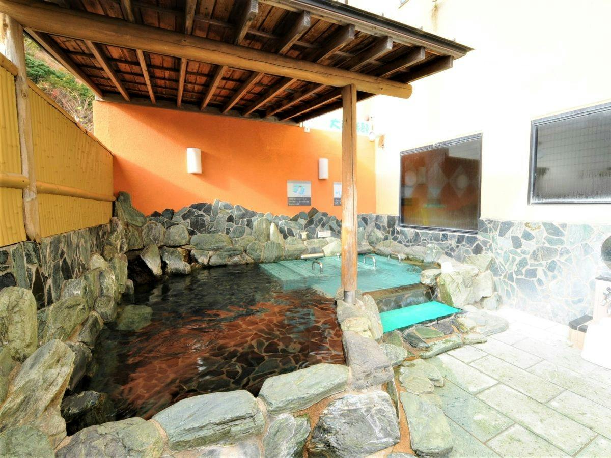Royal Garden Hotel