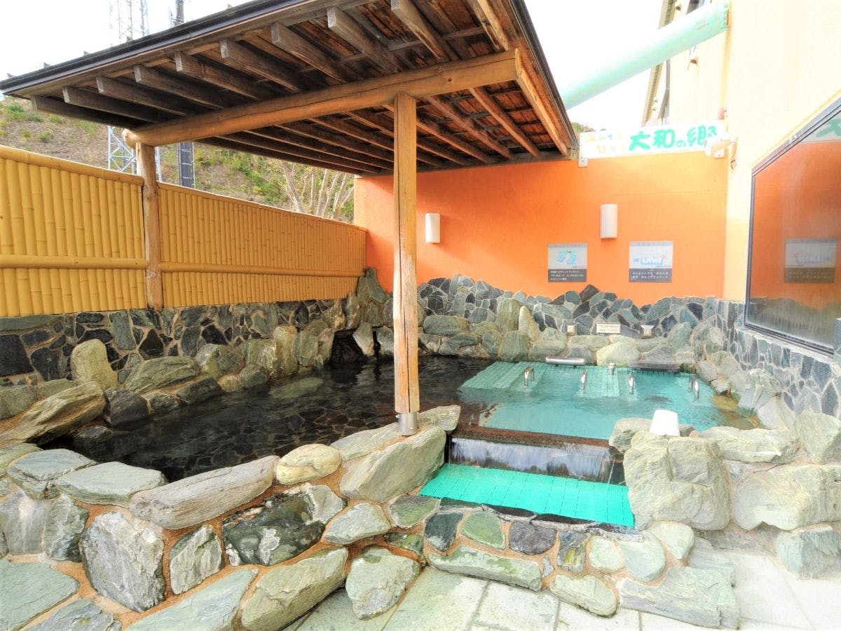 ติดกับโรงแรม! ซูเปอร์ออนเซ็น ยามาโตะ โนะ ซาโตะ