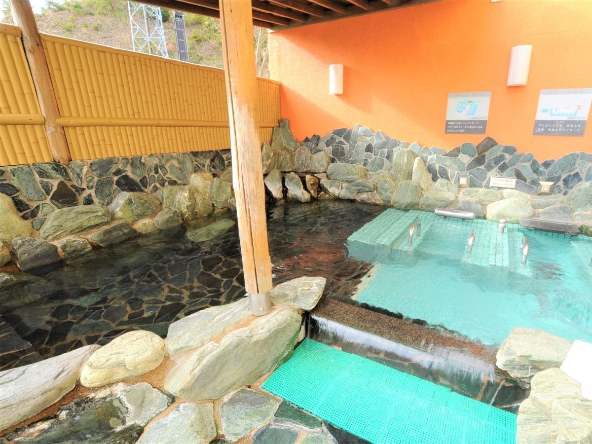 Royal Garden Hotel