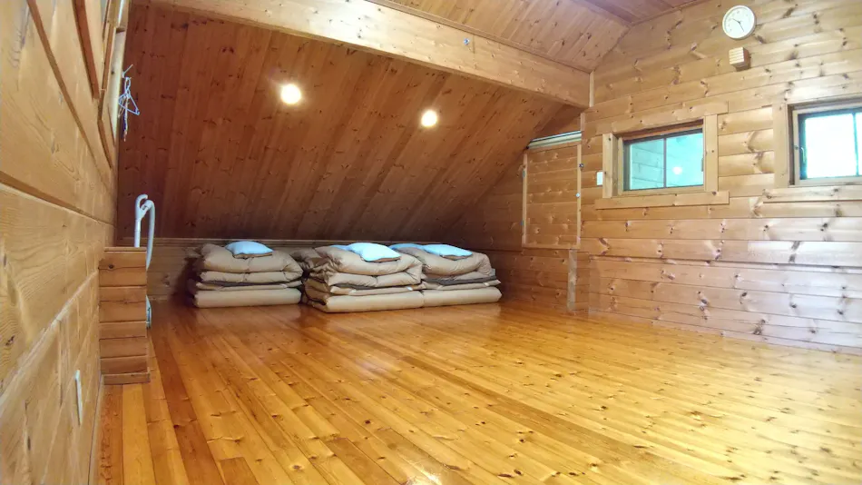 Hiruzen Plateau Dandan Village Log Cottage