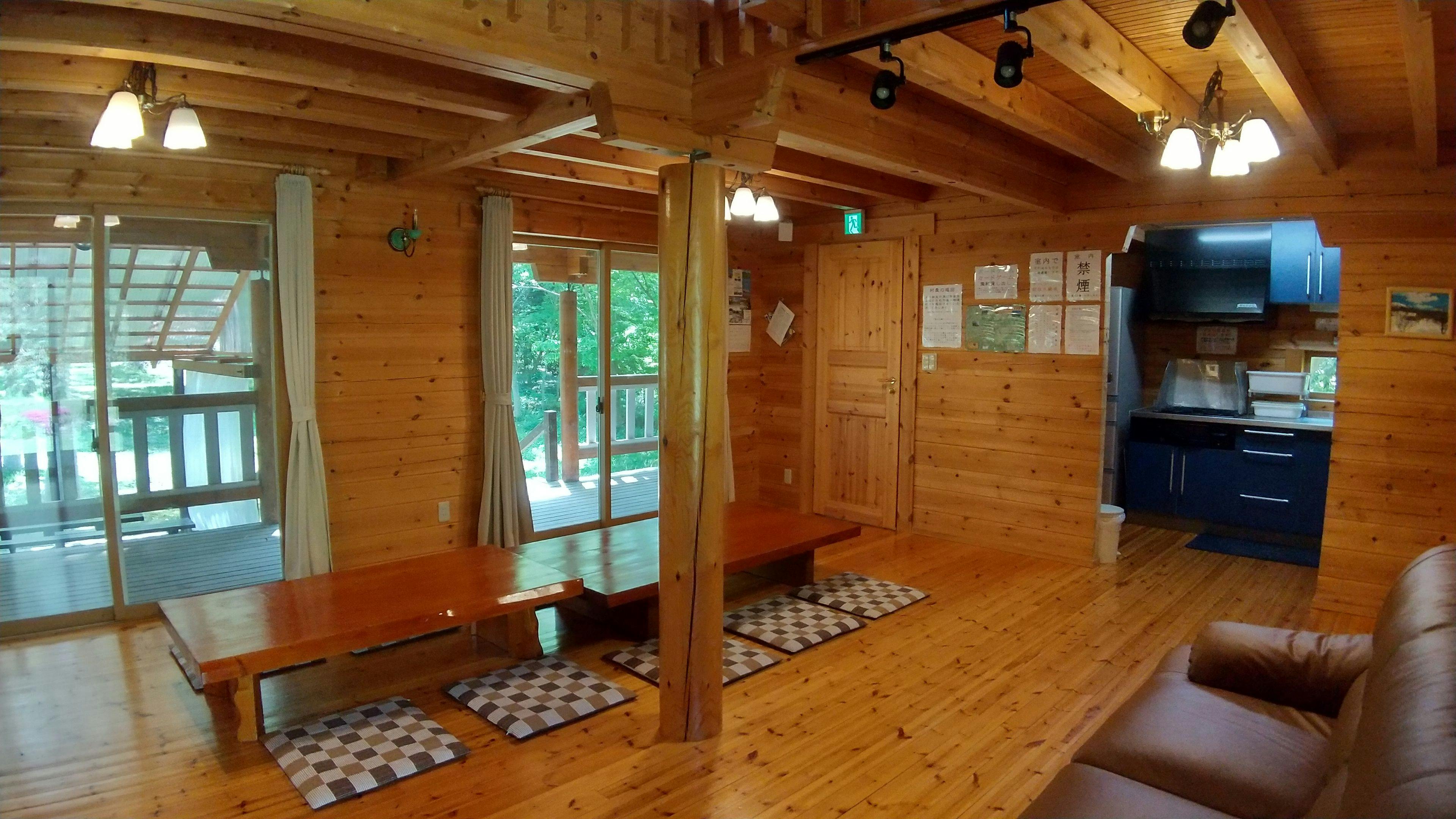Hiruzen Plateau Dandan Village Log Cottage