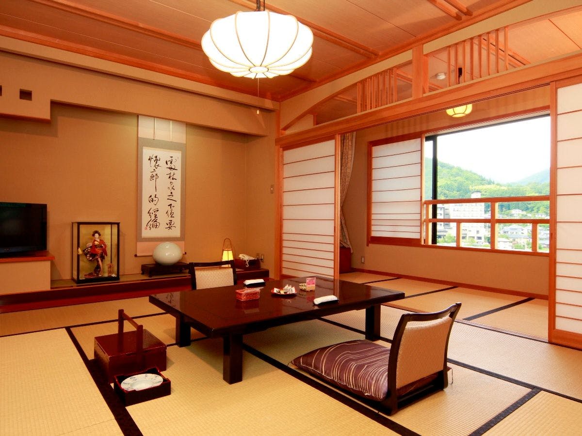 Kamar Khusus Sayap Timur