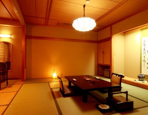 本館10畳和室
