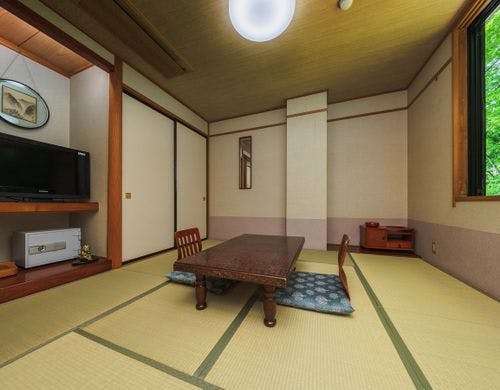 【和室8畳】