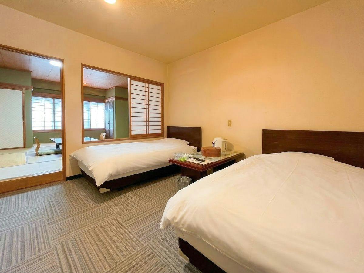 Shinjo Tourist Hotel