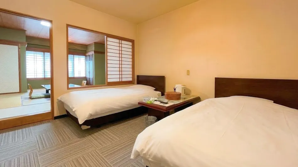 Shinjo Tourist Hotel
