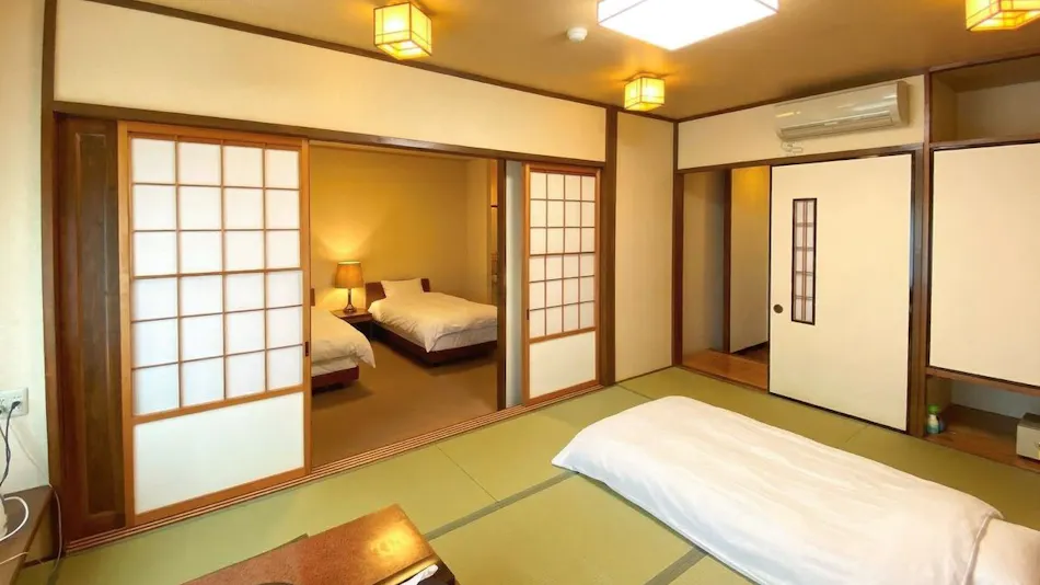 Shinjo Tourist Hotel