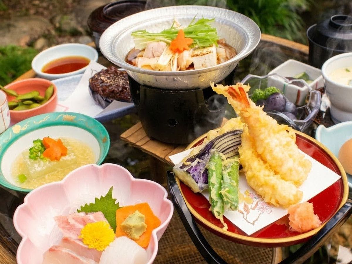 Shinjo Tourist Hotel