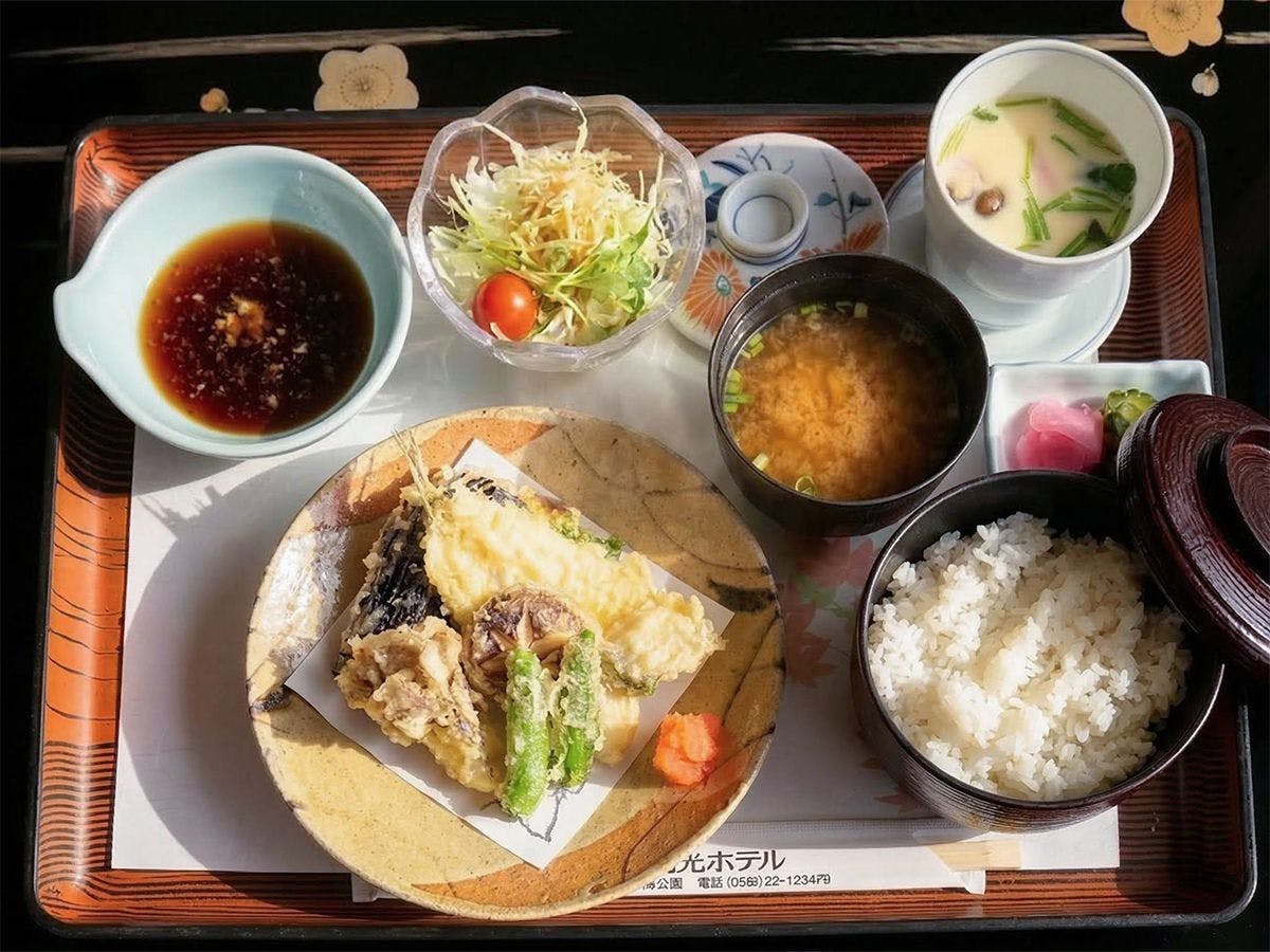 Shinjo Tourist Hotel