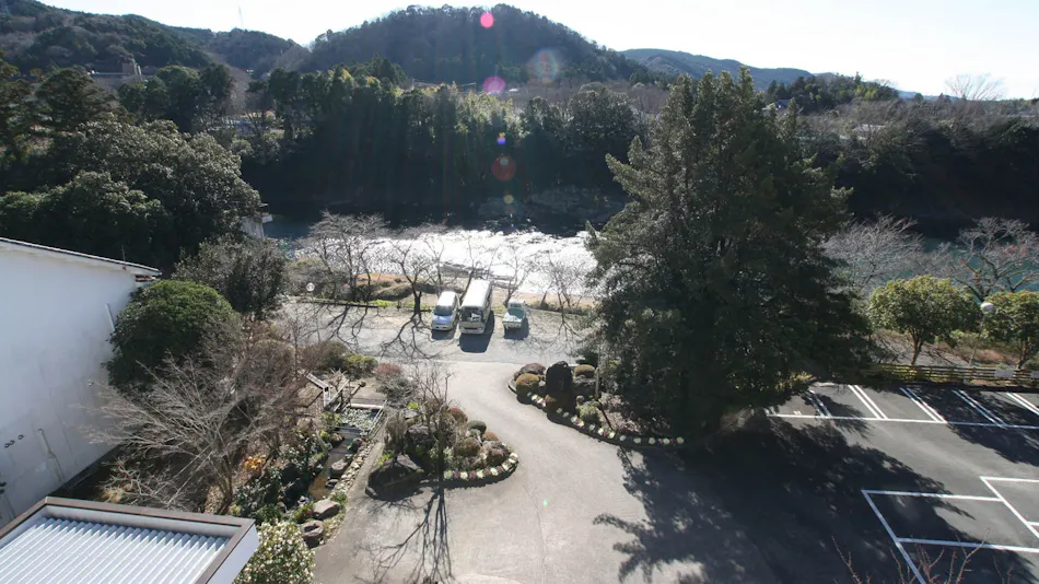 Shinjo Tourist Hotel