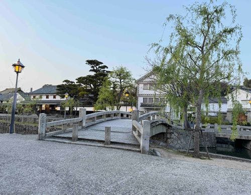 美観地区の夕方はロマンティック