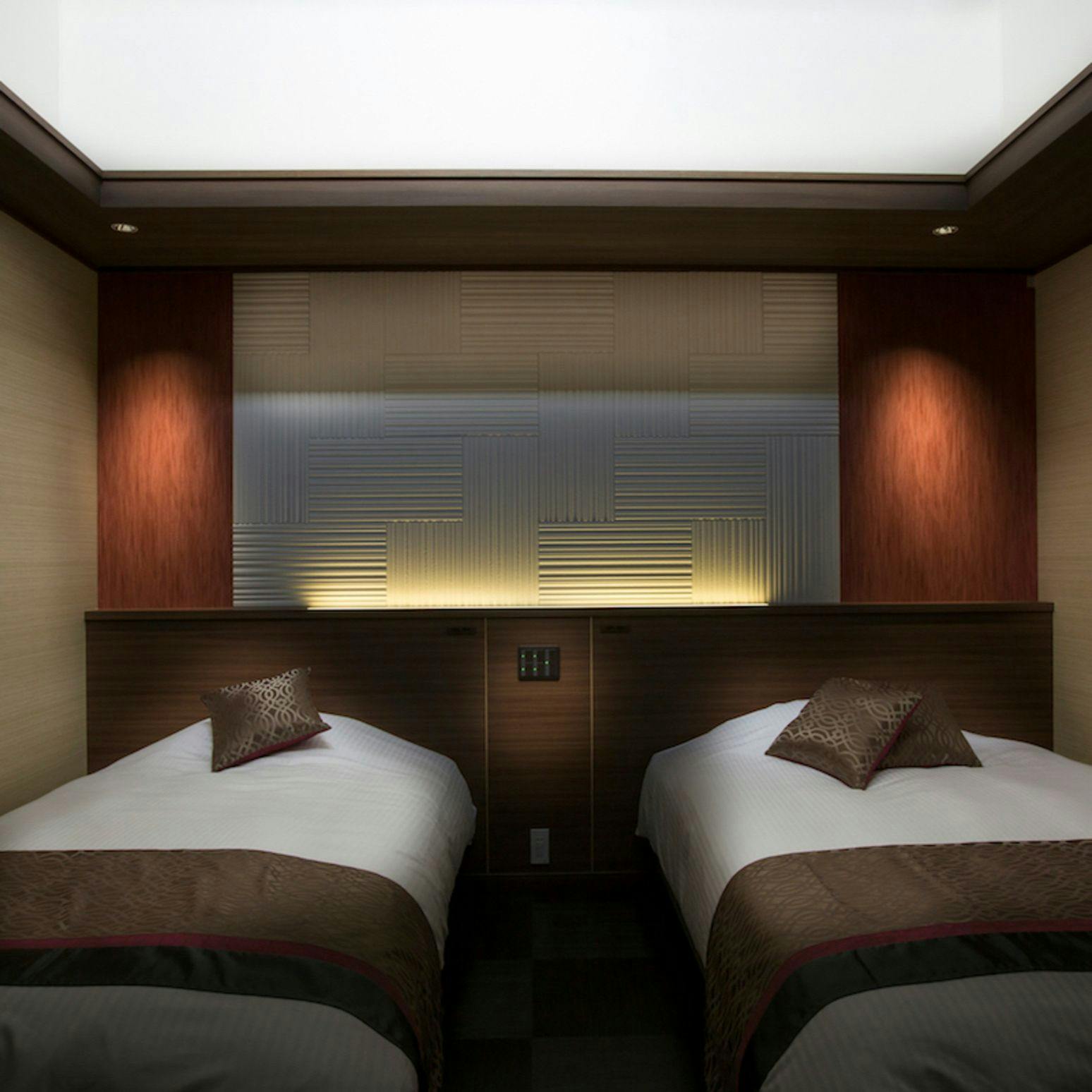 Shimo-Yubara Onsen Wanko-an: A Pet-Friendly Inn