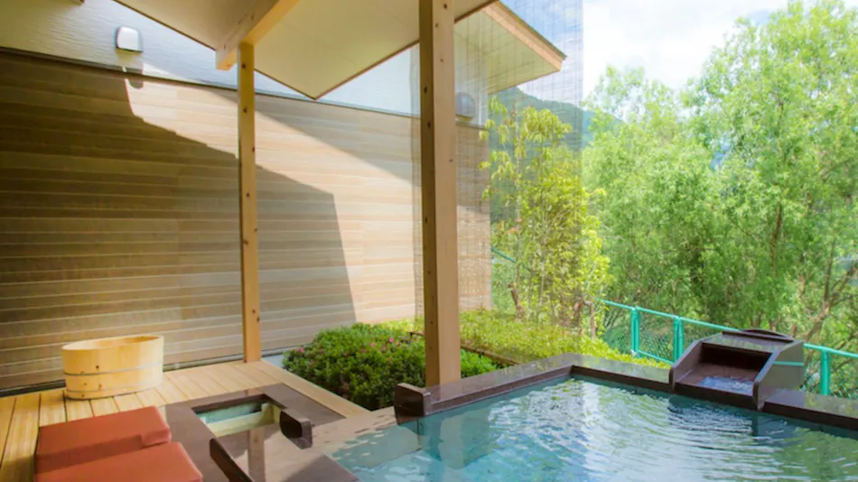 Shimo-Yubara Onsen Wanko-an: A Pet-Friendly Inn
