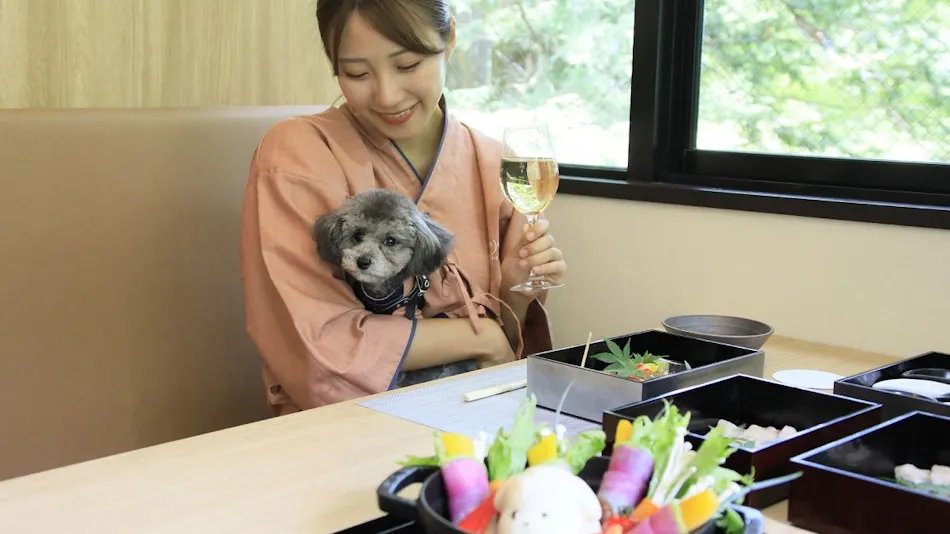 Yururi Hakone with DOGS