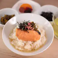 อาหารเช้าข้าวราดชา