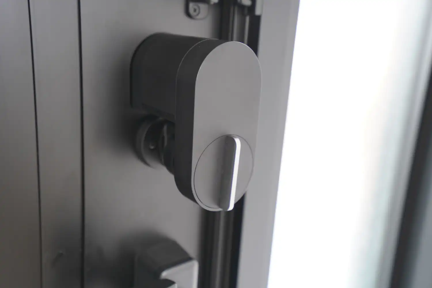 ใช้แอปสำหรับปลดล็อกสมาร์ทล็อก