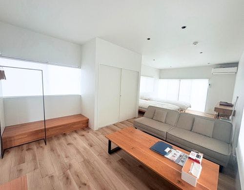 ツインセミダブルベッド。