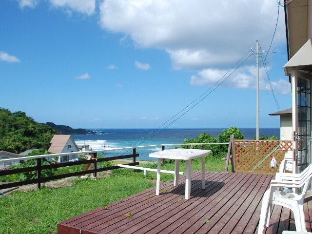 THE SEASIDE VILLA  SADOISLAND