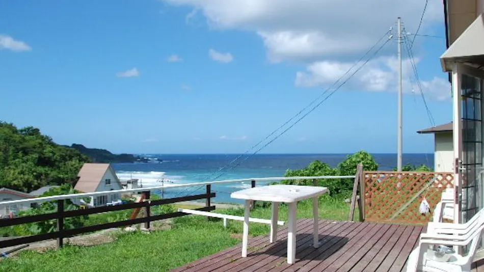 THE SEASIDE VILLA SADOISLAND