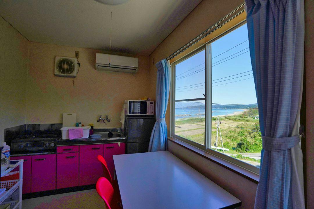 THE SEASIDE VILLA  SADOISLAND