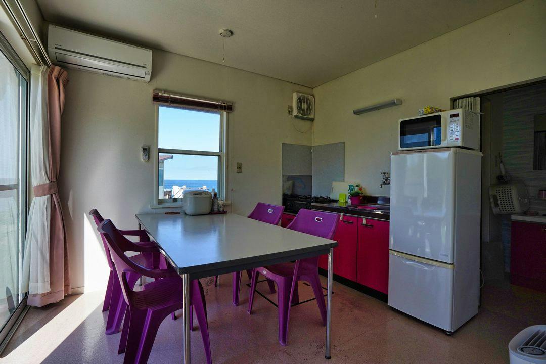 THE SEASIDE VILLA  SADOISLAND