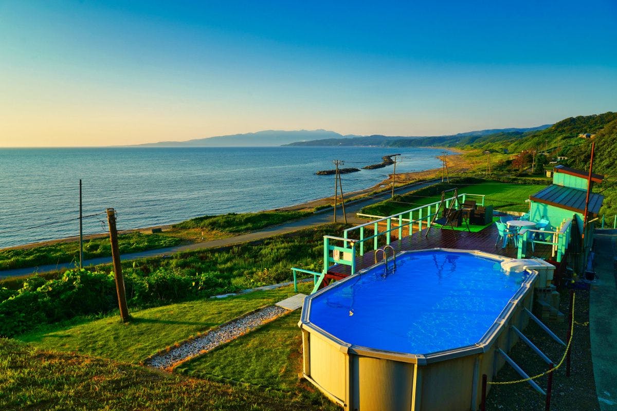 THE SEASIDE VILLA  SADOISLAND