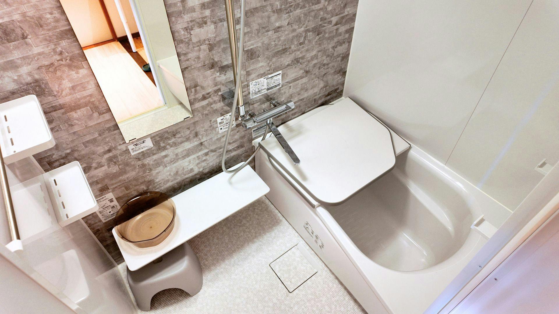 ตัวอย่างห้องน้ำในห้องพักทั่วไป.