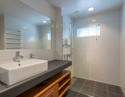 2階シャワールーム