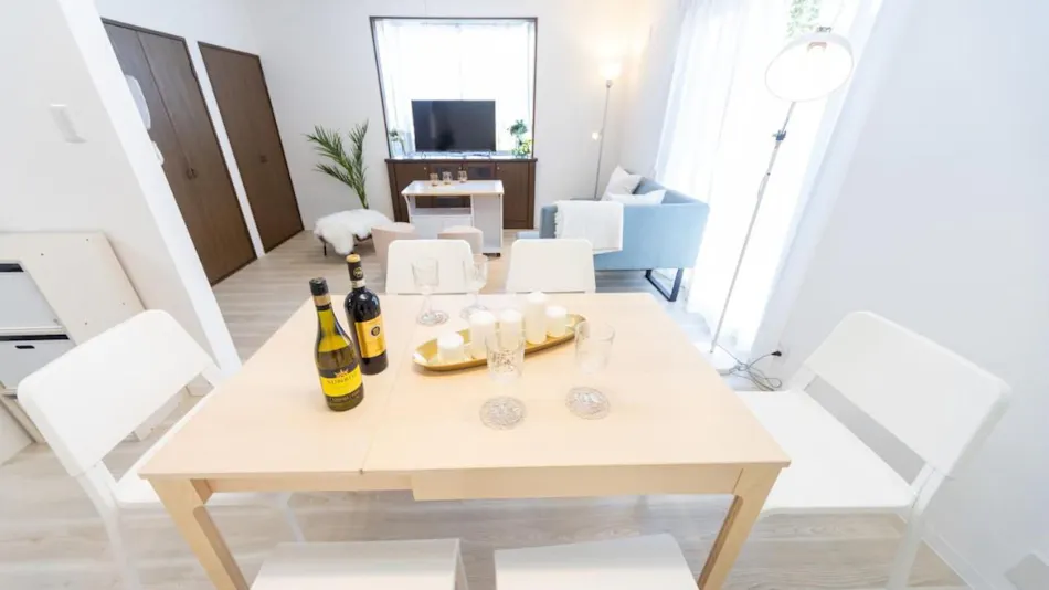 Miraie Kuwana Simofukayabe