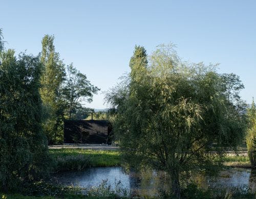 オーベルジュ・ソンドレ（外観・夏）