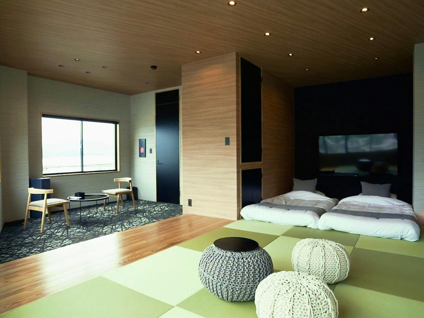 1 and Only Hotel Io (Io)