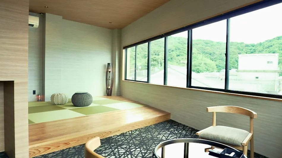 1 and Only Hotel Io (Io)