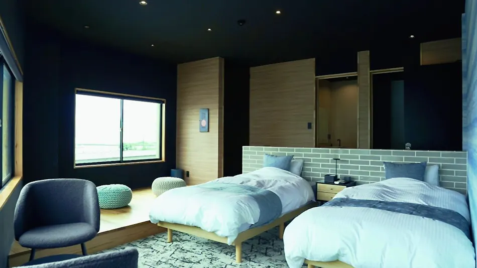 1 and Only Hotel Io (Io)